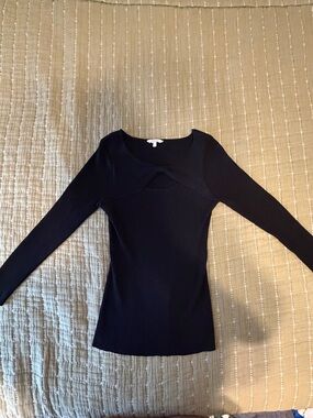 Candie's Black Long Sleeve Scoop-Cut Slim Top
